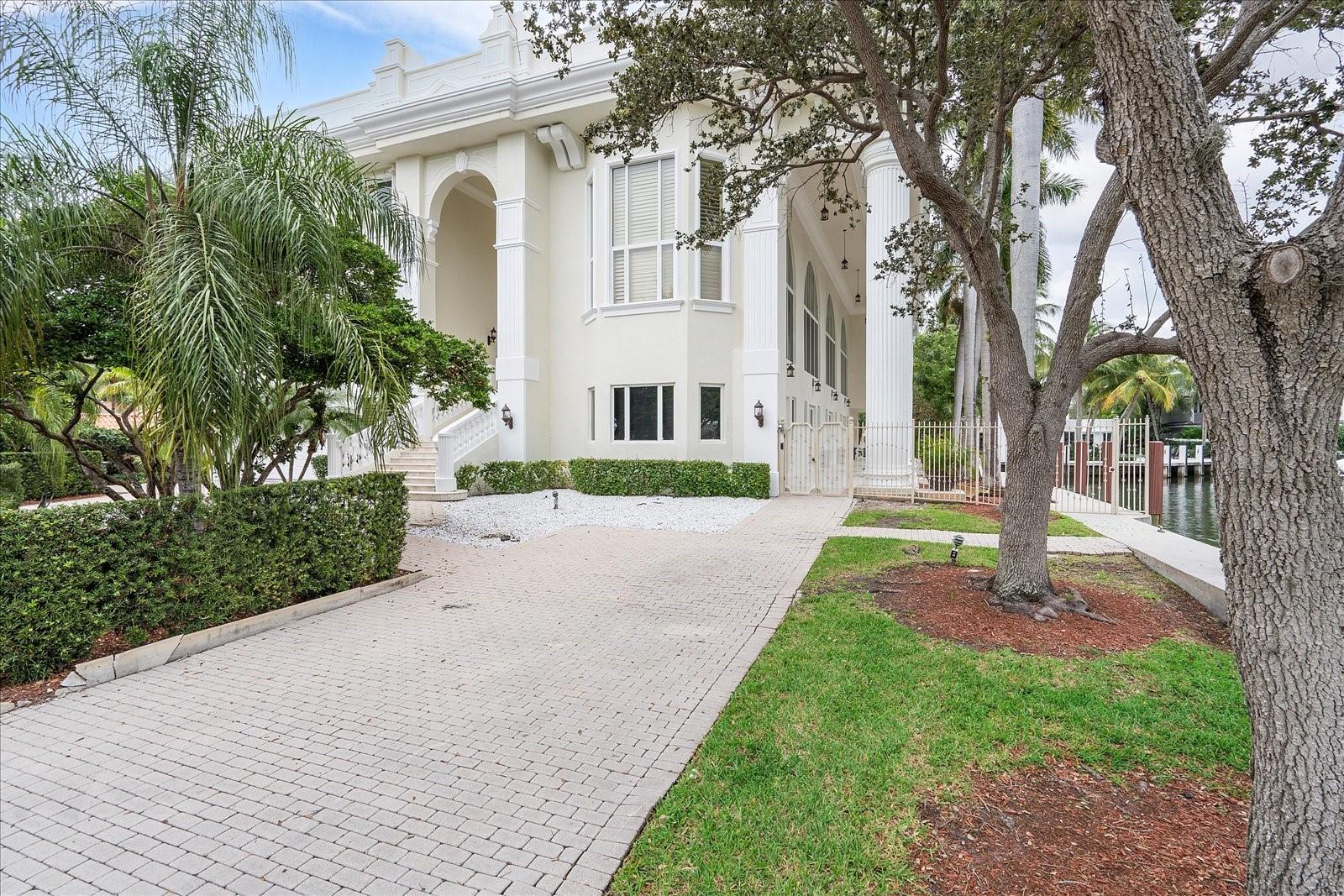 414 RIVIERA ISLE, Fort Lauderdale, FL, 33301/$50,000 2 414 RIVIERA ISLE