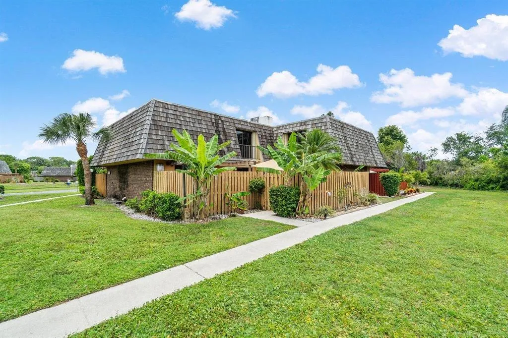 3726 Silver Lace Ln Unit 9  