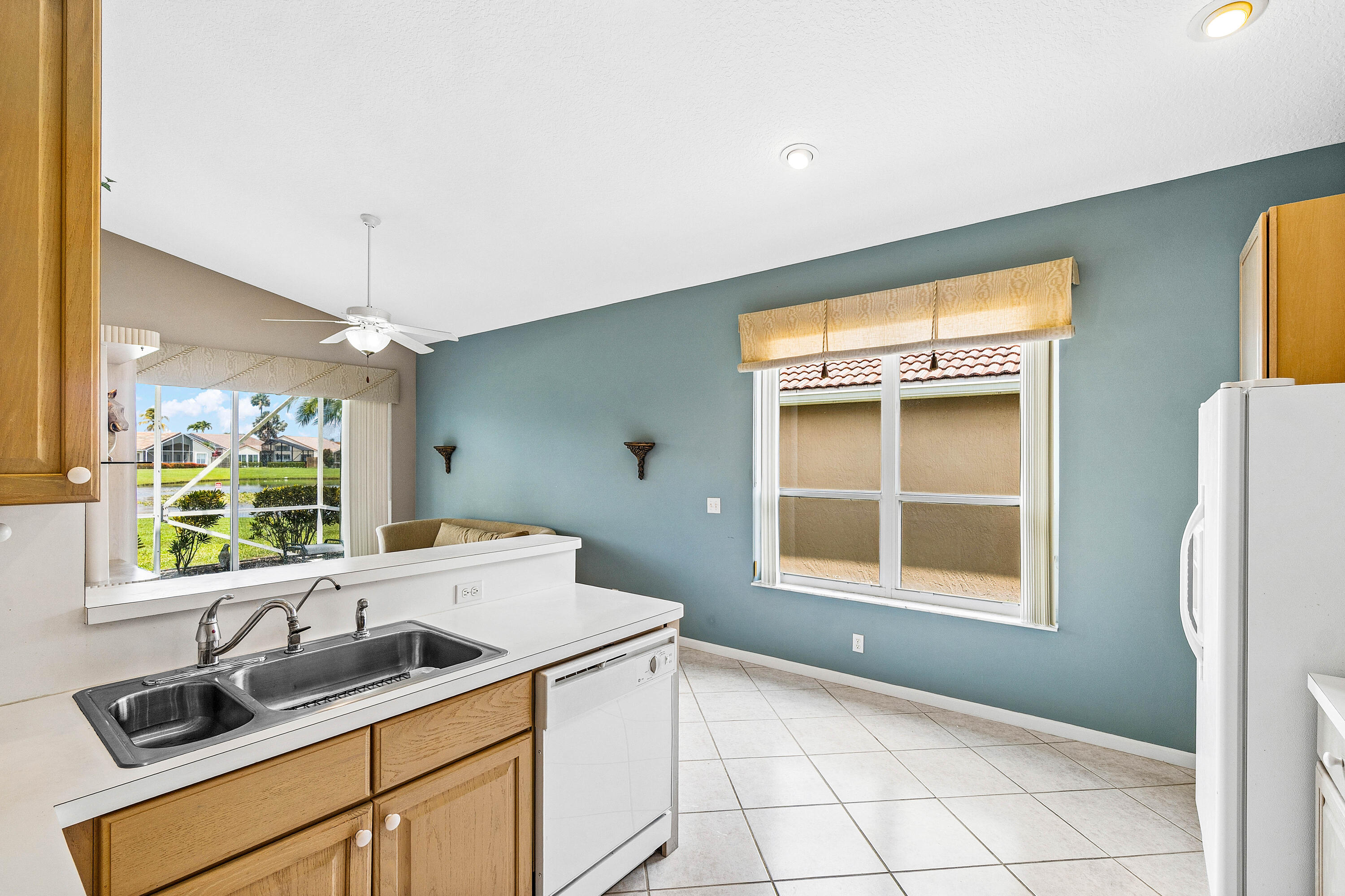 LAKES OF WESTCHESTER - Residential