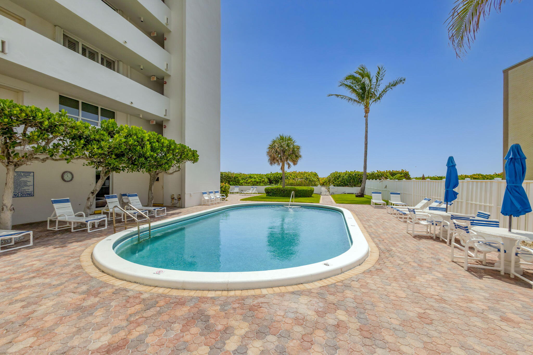 VILLA TOWERS CONDO - Residential Lease