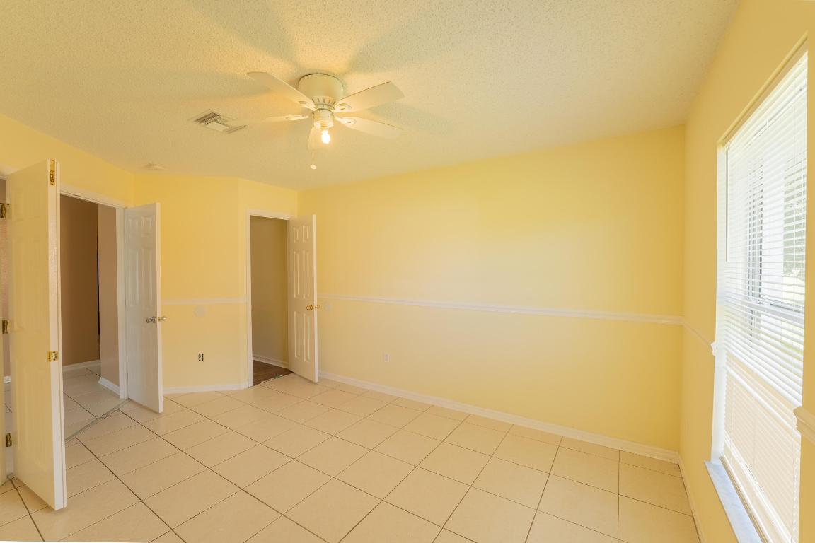 PORT ST LUCIE SECTION 18 - Residential