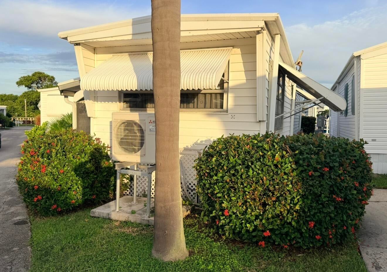209 E Eagle Drive E