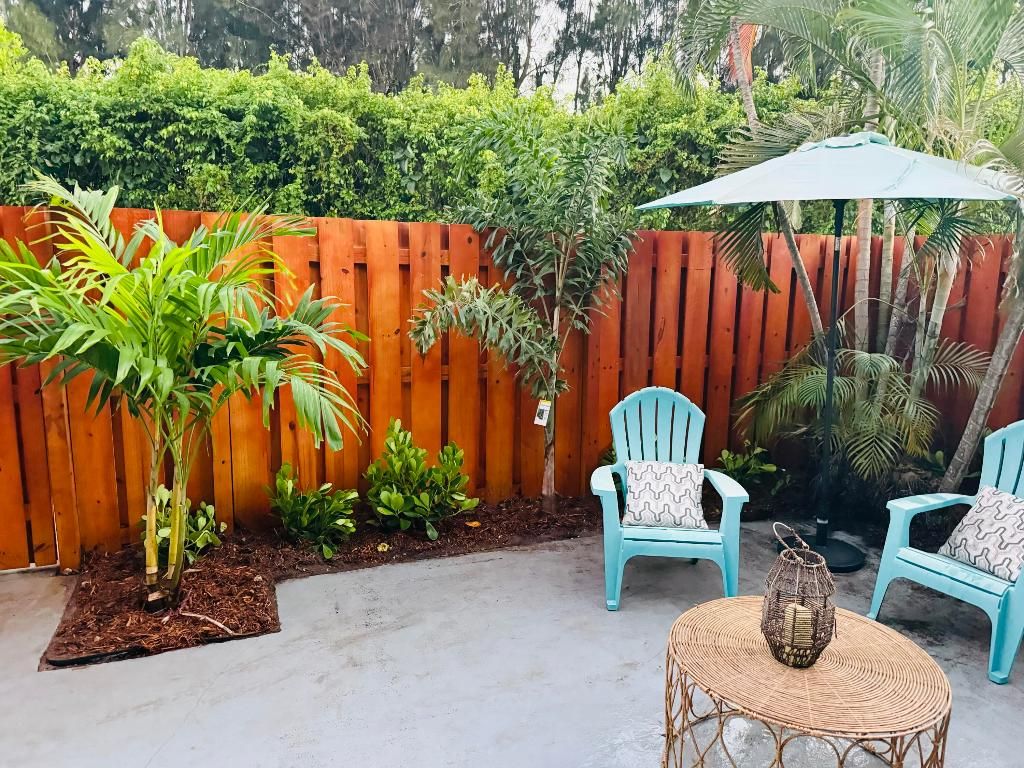 Photo of 3312 Spanish Wells Drive #47-B, Delray Beach, FL 33445 (MLS # R11106928)