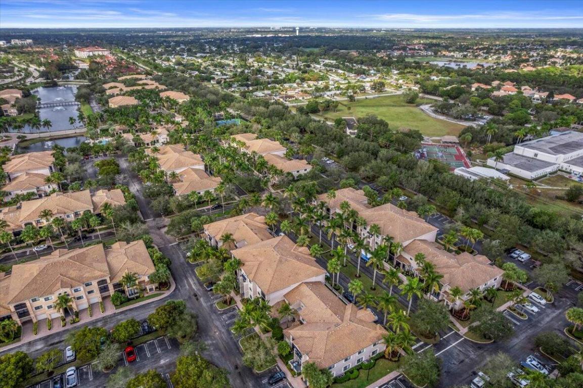 SAN MATERA THE GARDENS CONDO - Residential