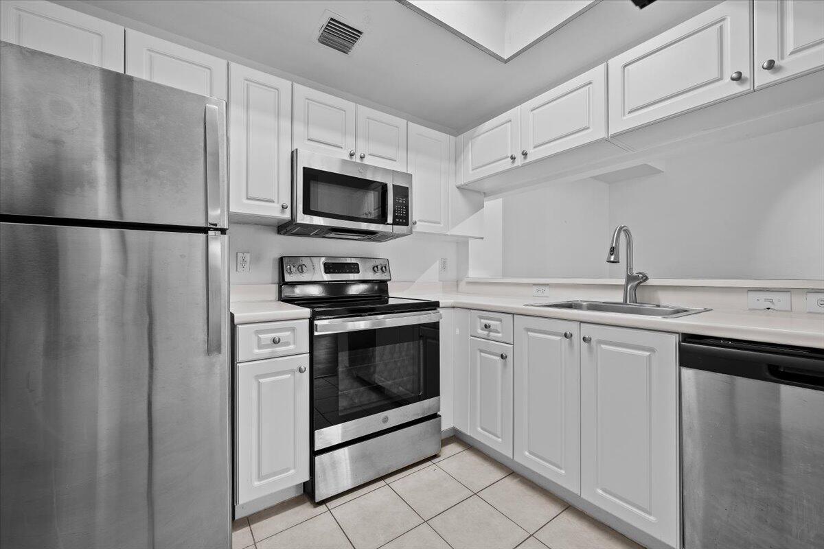 2804 Sarento Place 303