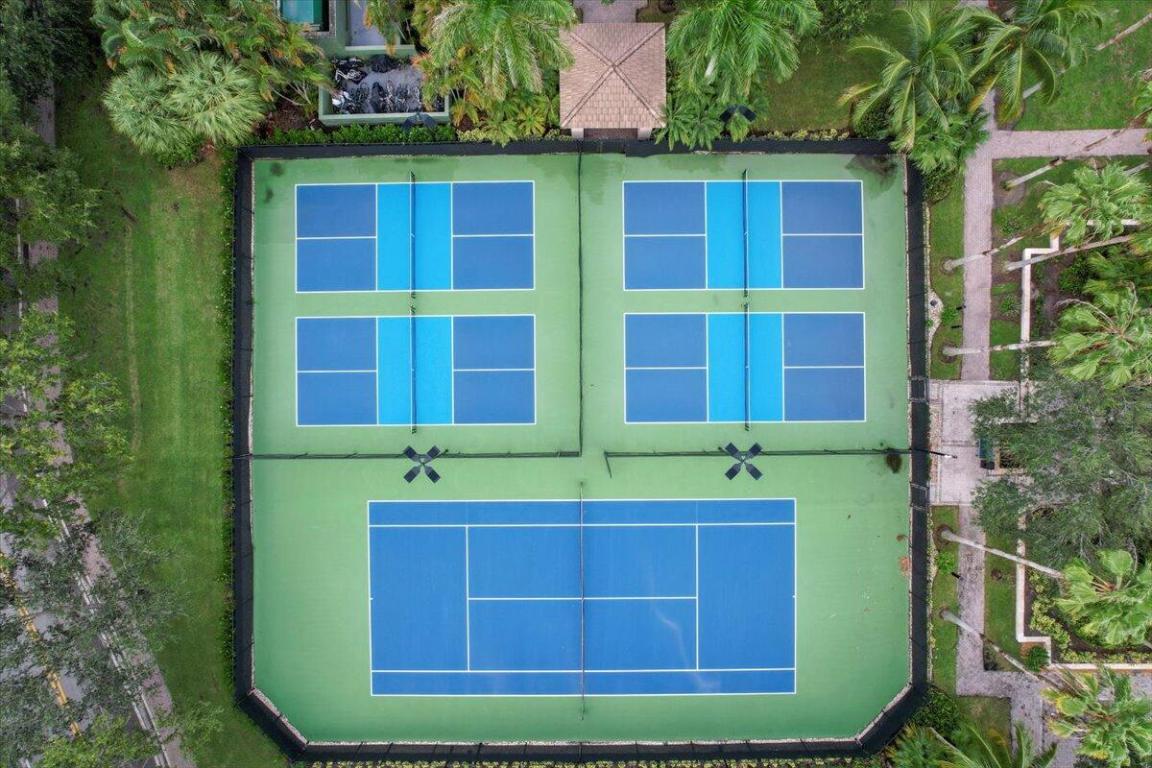 SAN MATERA THE GARDENS CONDO - Residential