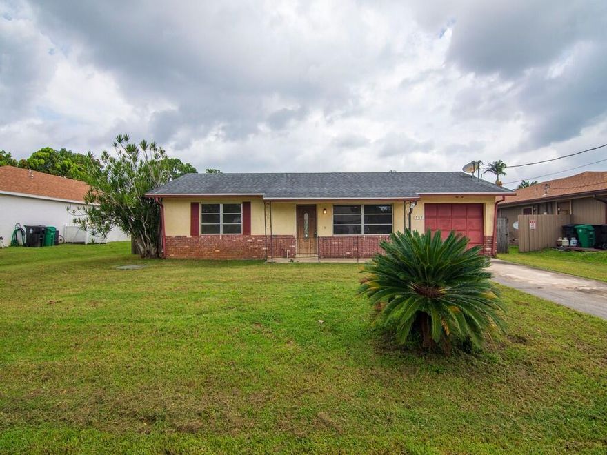 Pool home right off Crosstown Parkway. Pool service is included in monthly rent. Fenced yard screened pool. 300 sq ft Lanai in rear.Fenced yard. Tile throughout . Kitchen has pass through to the pool area. All measurements approximateQuick responses from landlord.