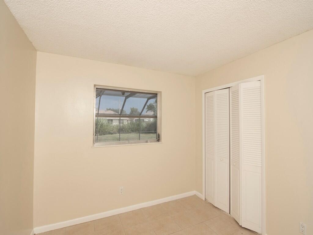 PORT ST LUCIE SECTION 4 - Residential Lease
