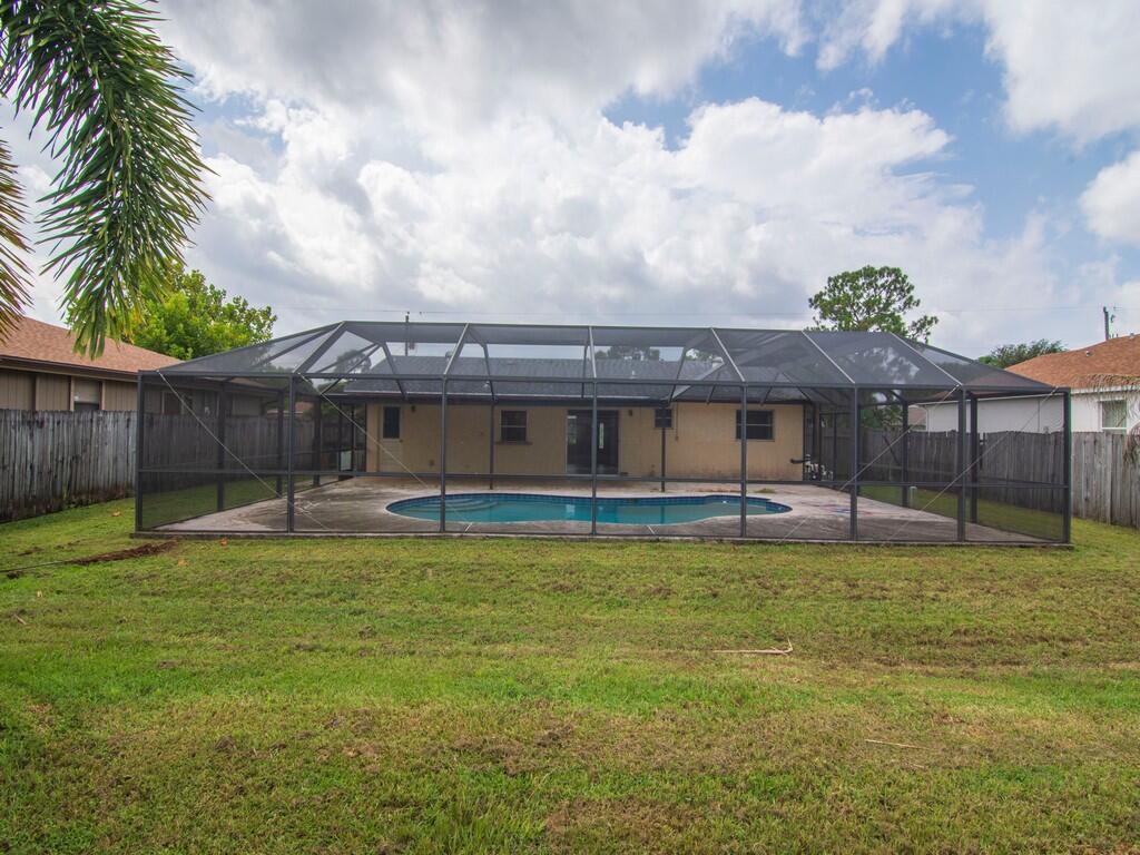 PORT ST LUCIE SECTION 4 - Residential Lease