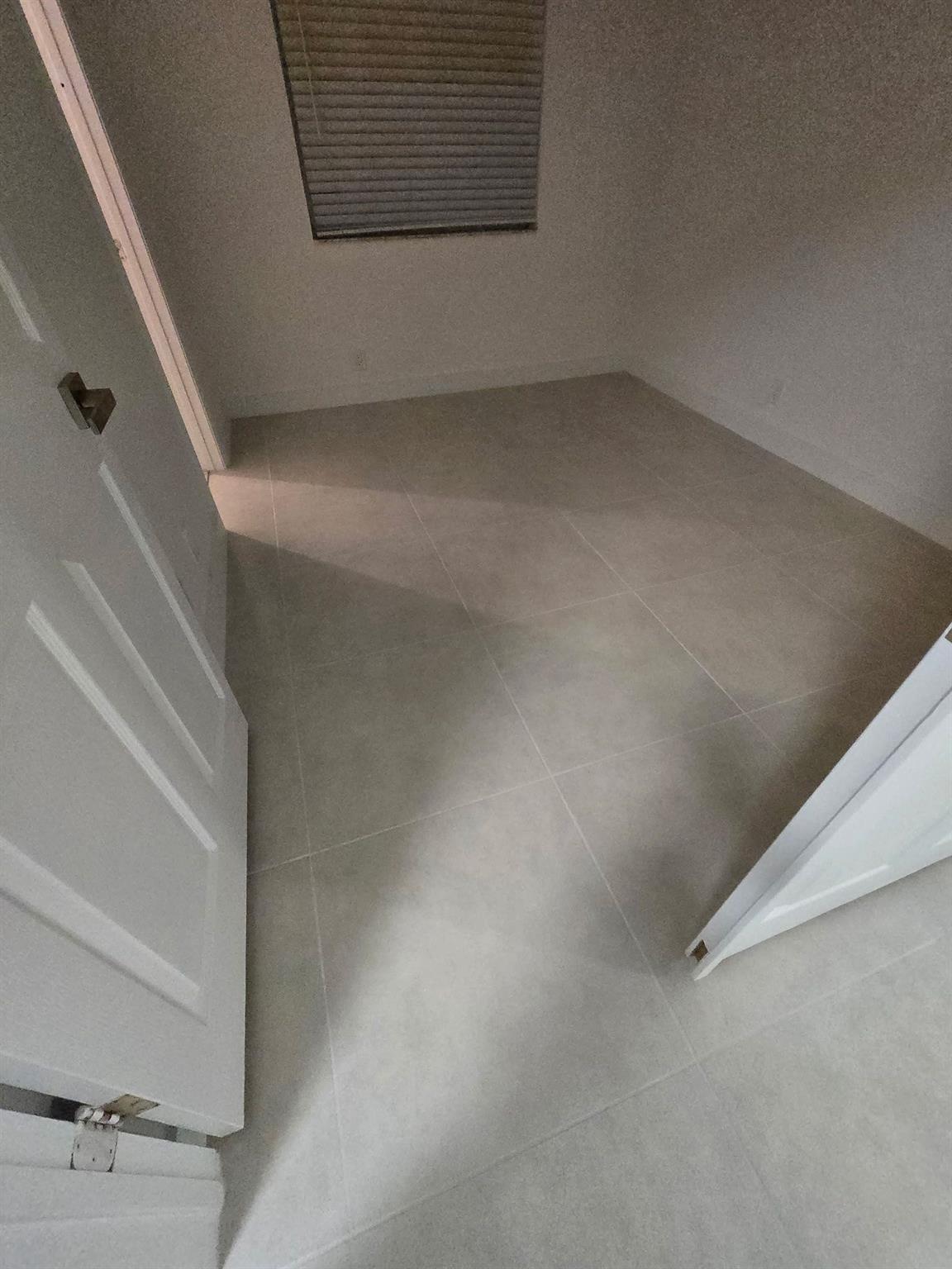 Windmill Lakes IV Condo - Residential Lease