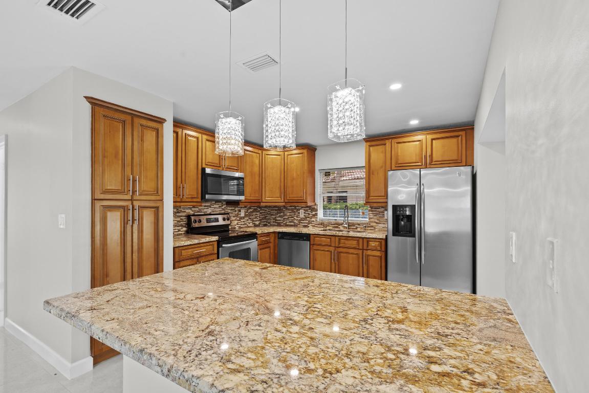 19635 Back Nine Drive