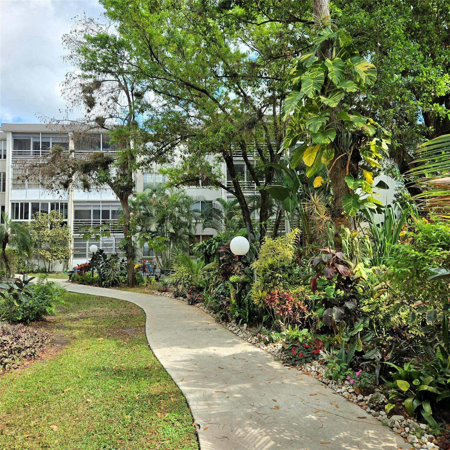 CYPRESS CHASE - Residential