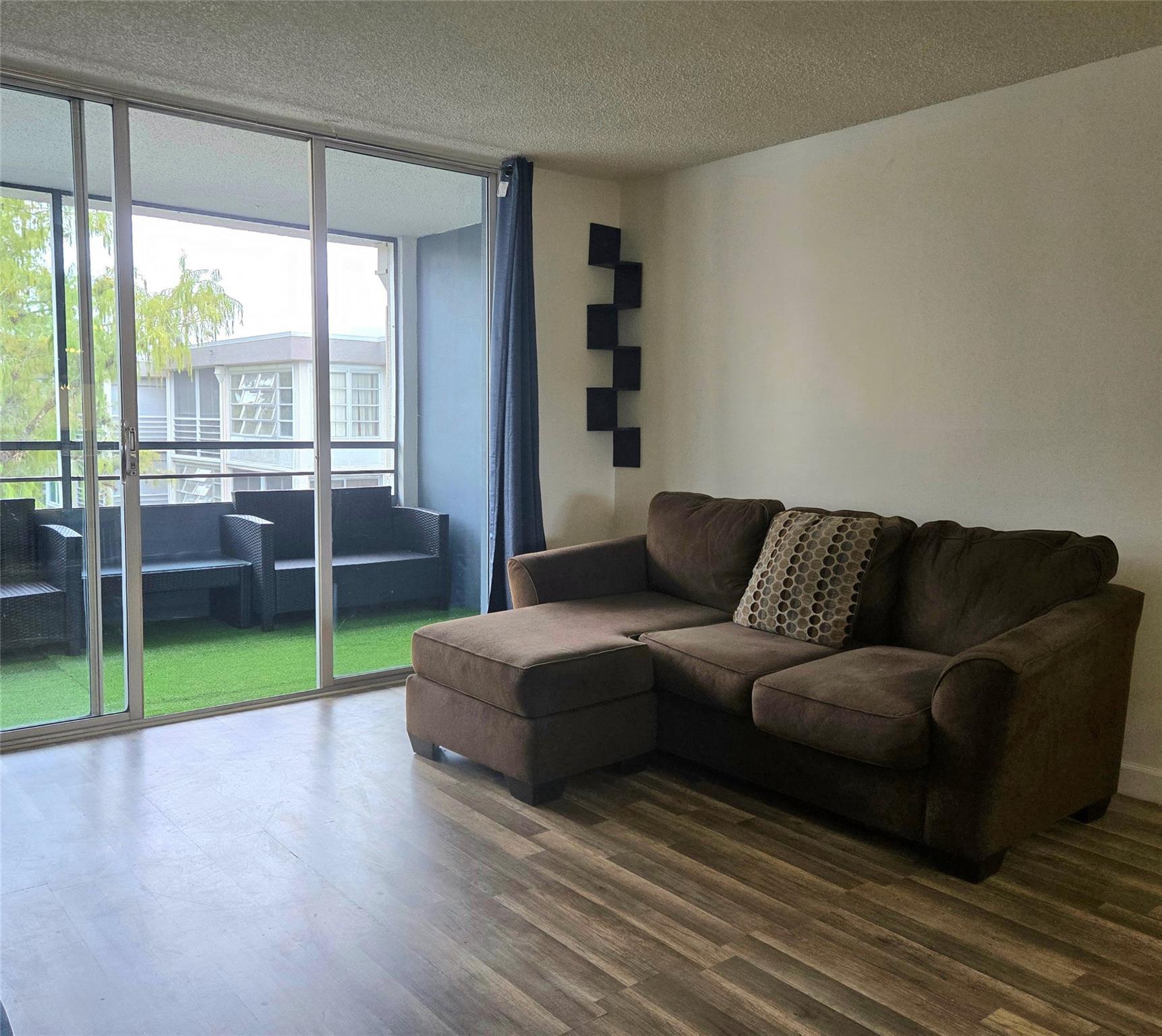 CYPRESS CHASE - Residential