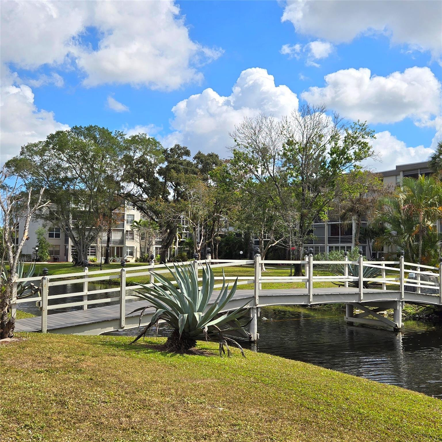 CYPRESS CHASE - Residential