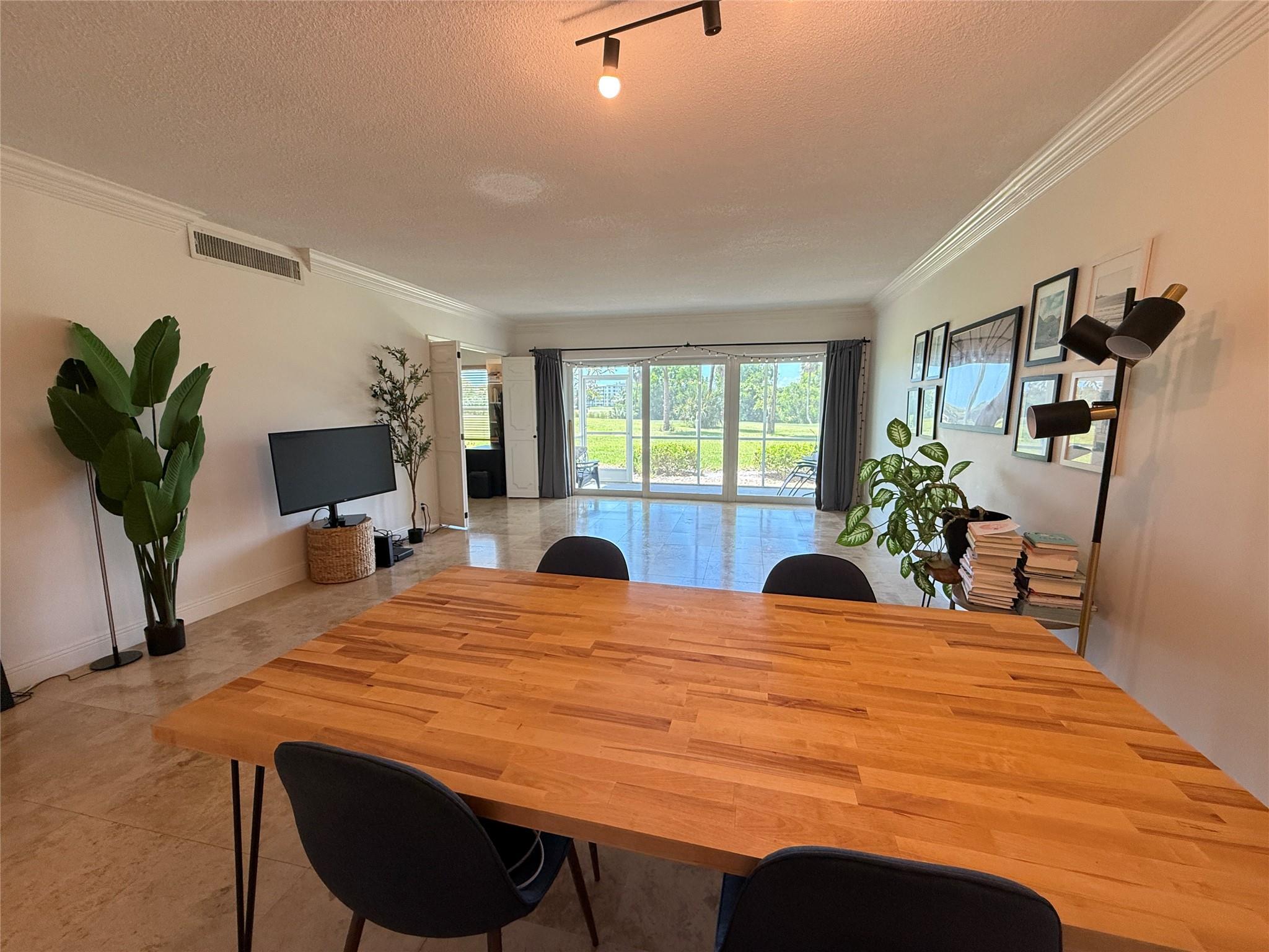 3000 N Palm Aire Dr 107