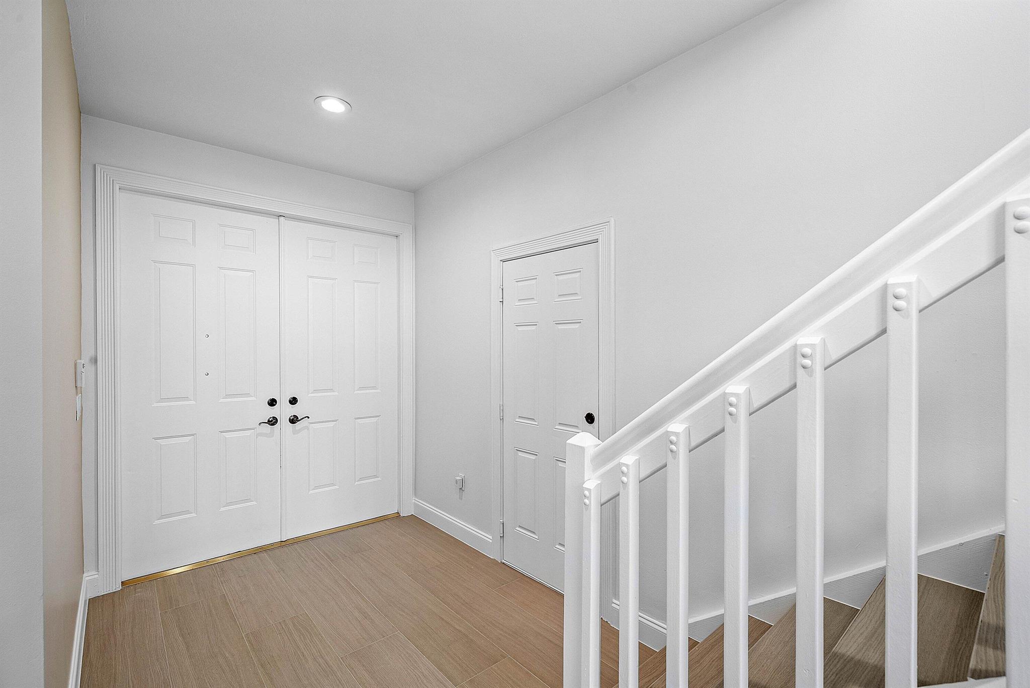 VICTORIA ISLES - Residential Lease