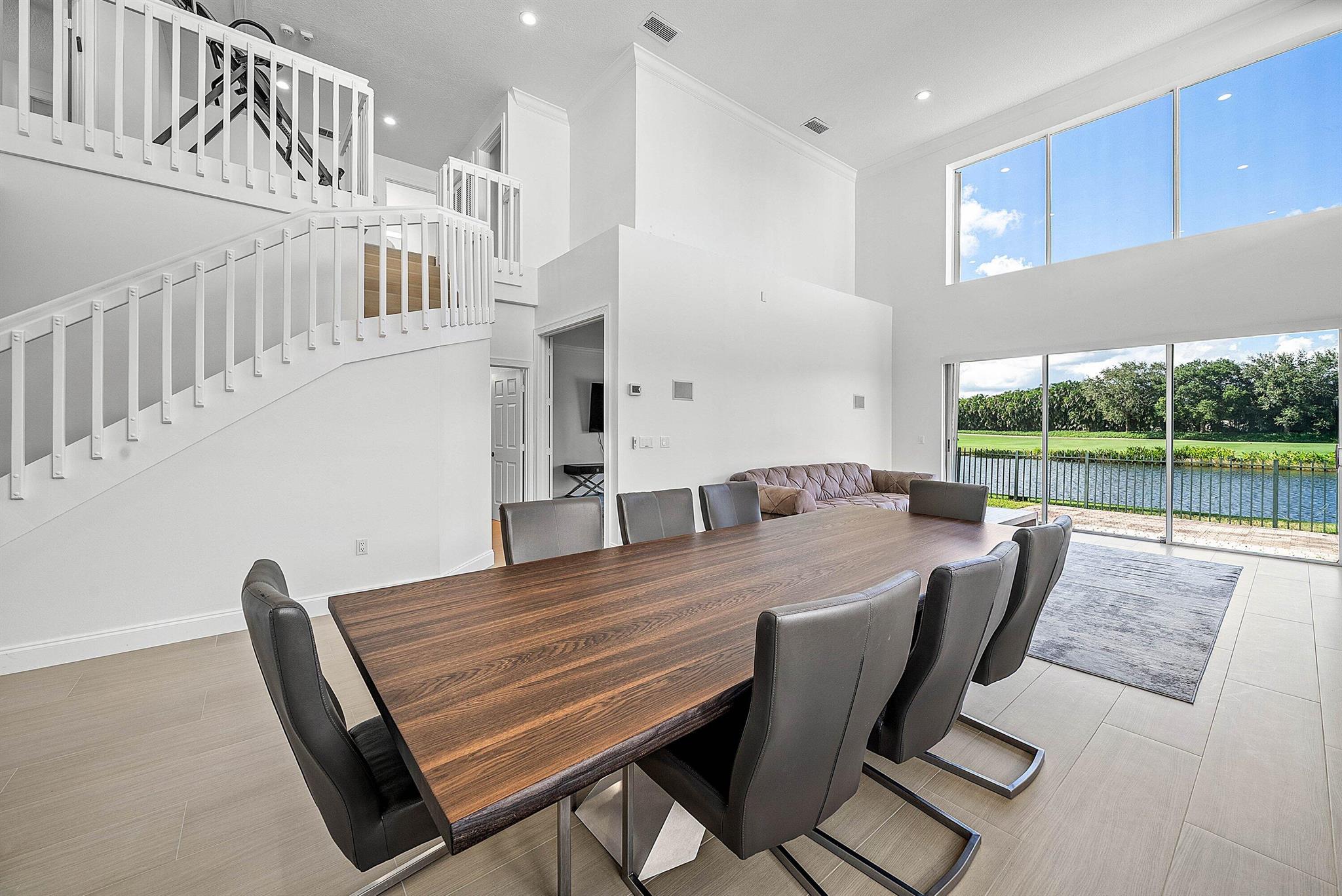 VICTORIA ISLES - Residential Lease