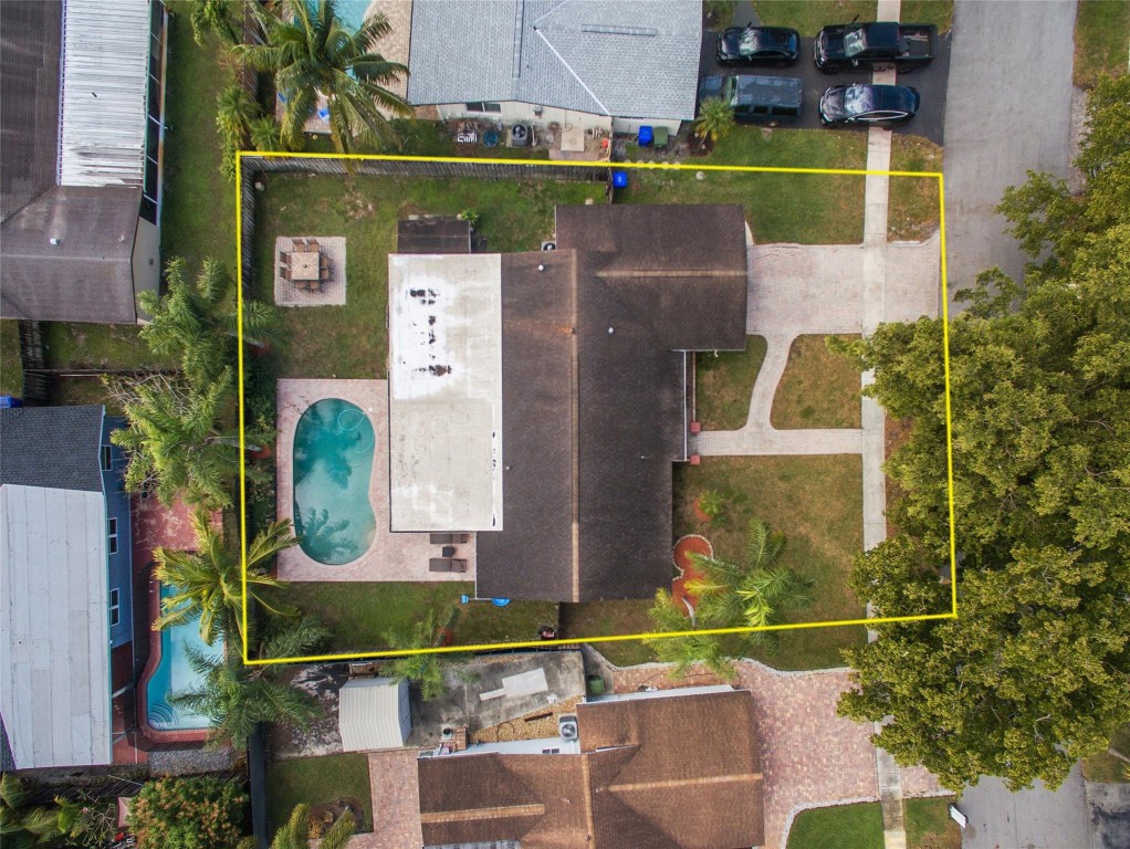 Pembroke Lakes Sec 1 76-4 - Residential