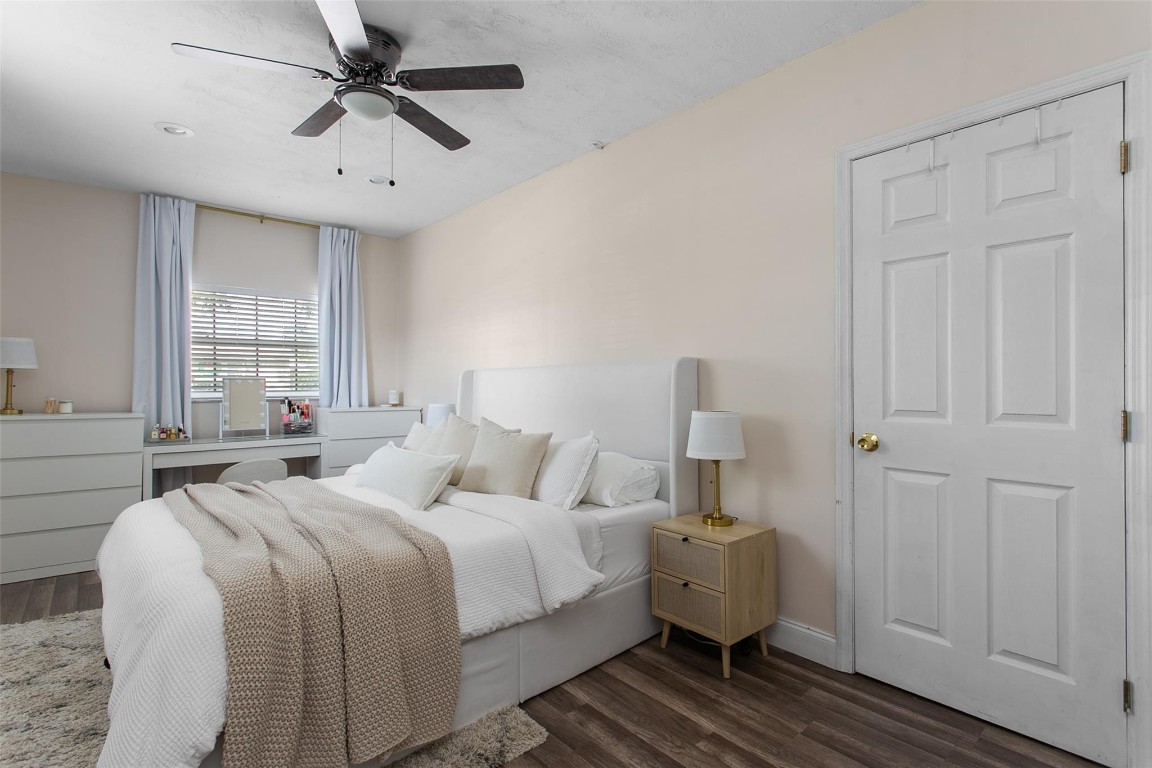 Pembroke Lakes Sec 1 76-4 - Residential