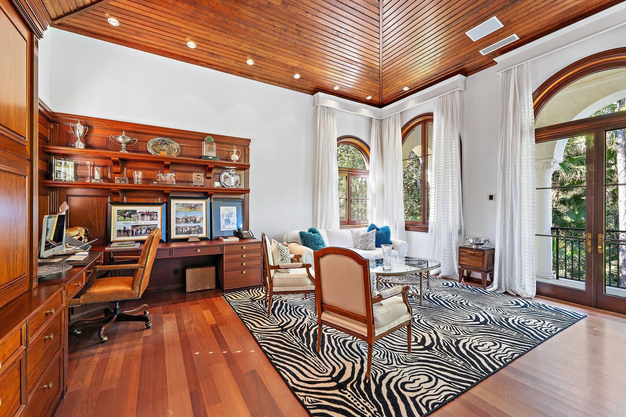 BEARS CLUB - Residential