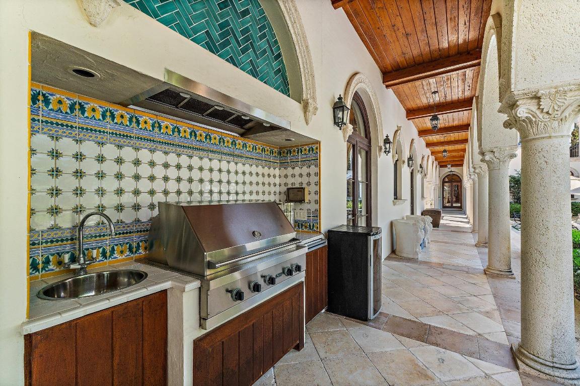 BEARS CLUB - Residential