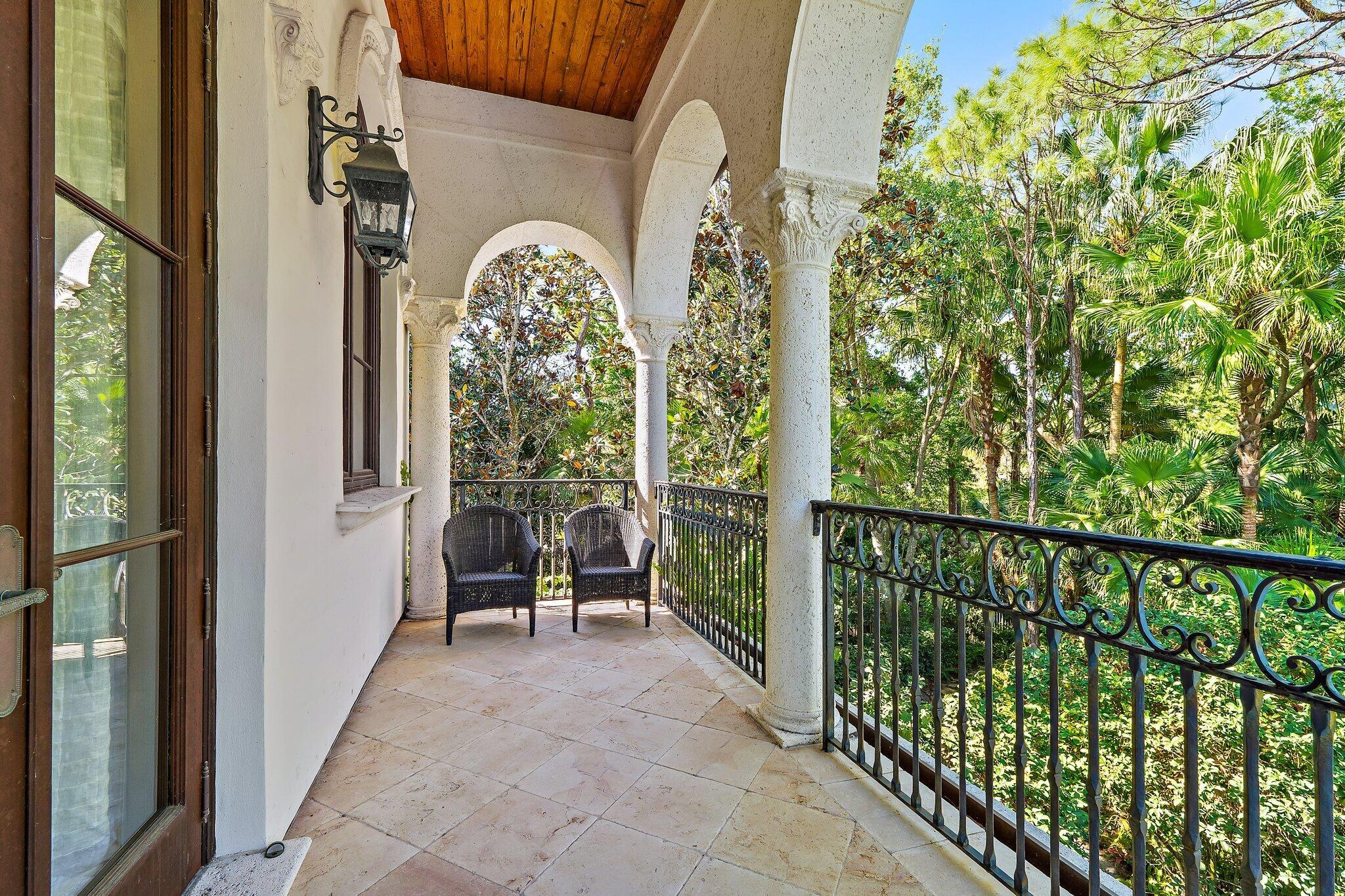BEARS CLUB - Residential