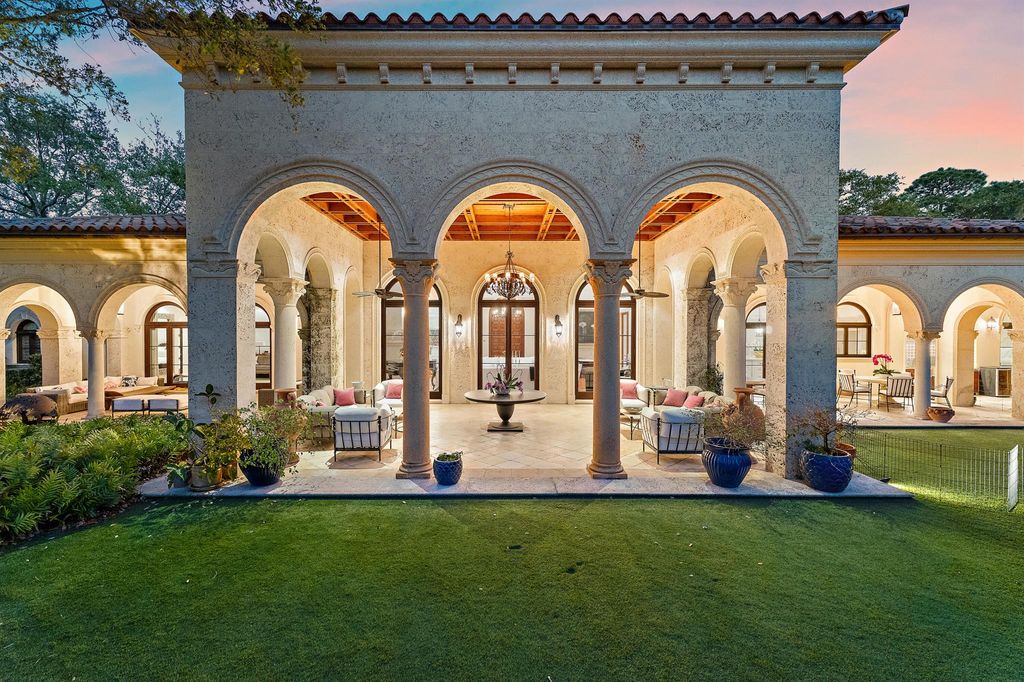 Photo of 150 Bears Club Drive, Jupiter, FL 33477 (MLS # R11127317)