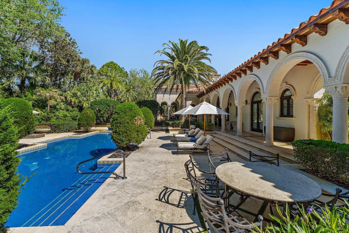 BEARS CLUB - Residential