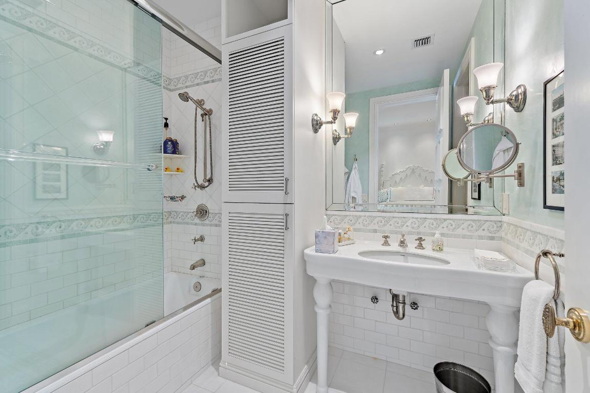 BEARS CLUB - Residential