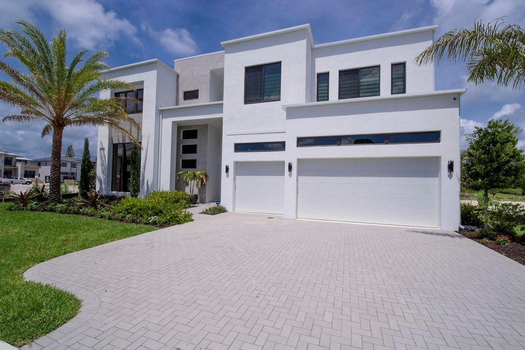 Photo of 18473 Symphony Court, Jupiter, FL 33458 (MLS # R10999383)