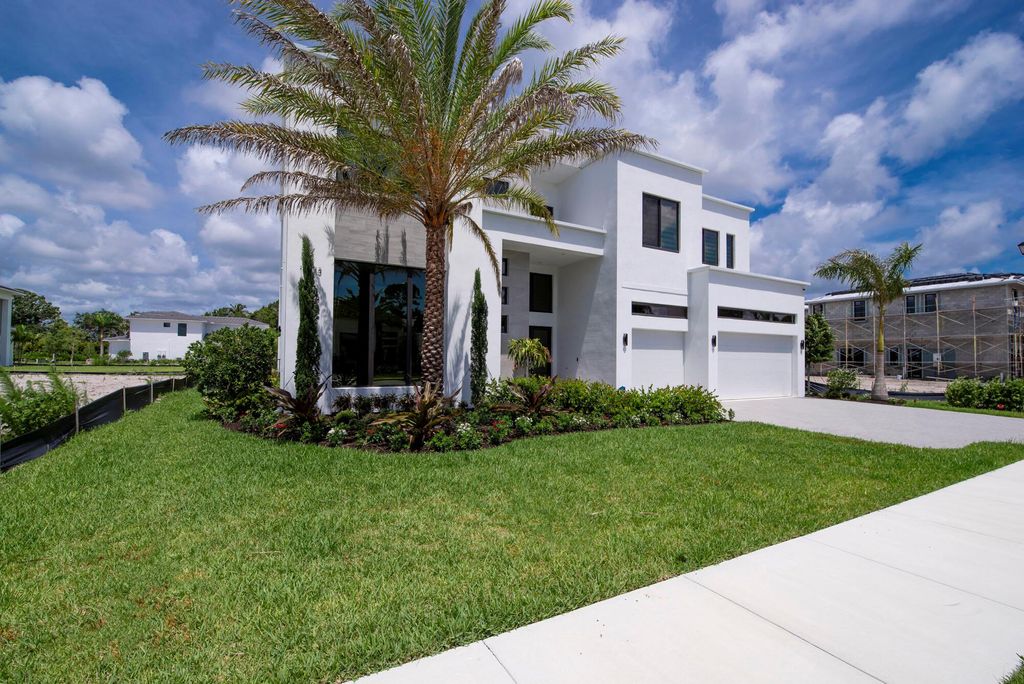 Photo of 18473 Symphony Court, Jupiter, FL 33458 (MLS # R10999383)