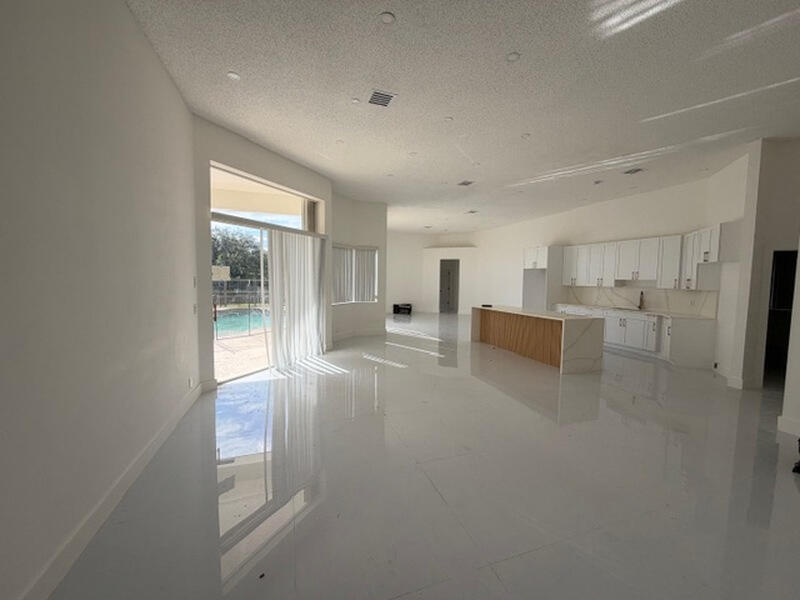1260 GINGER Circle
