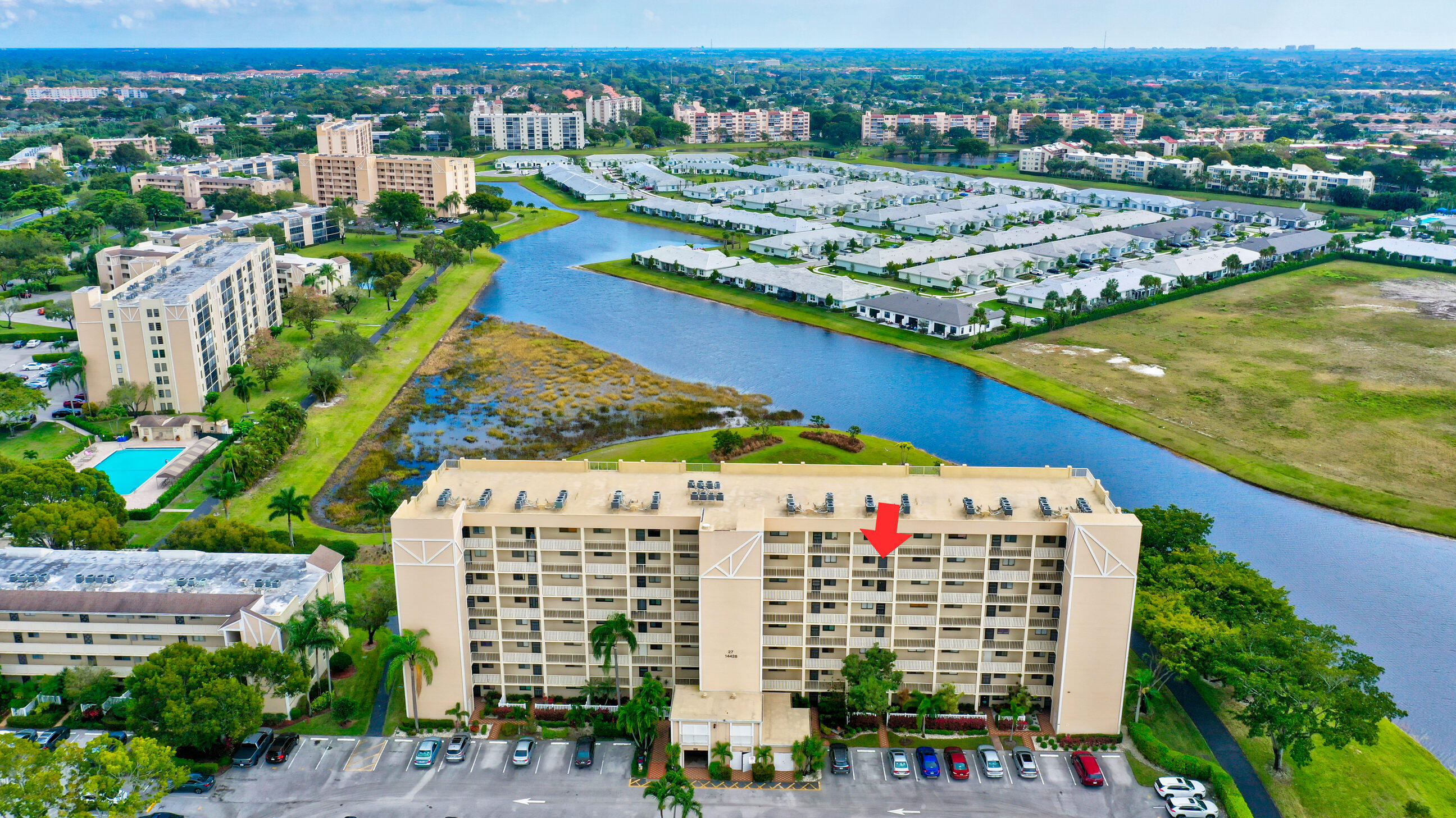 HUNTINGTON LAKES SEC THREE CONDOS - Residential Lease