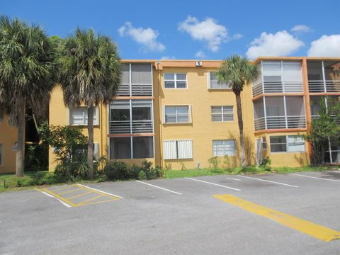 A home in Deerfield Beach