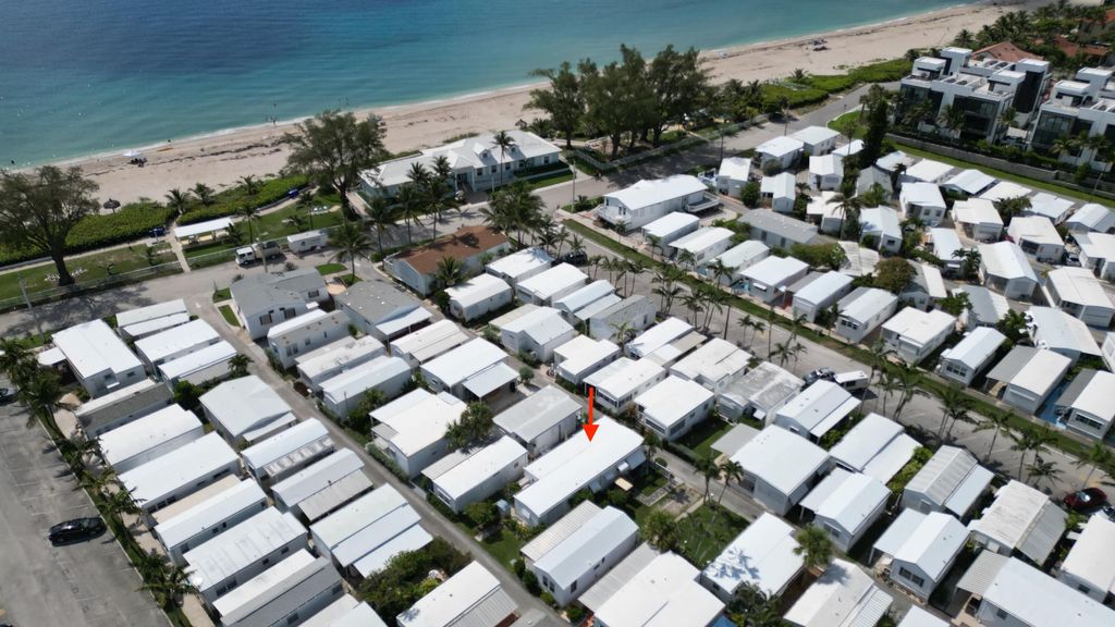 Photo of 8 Hibiscus Drive #I, Briny Breezes, FL 33435 (MLS # R11001133)