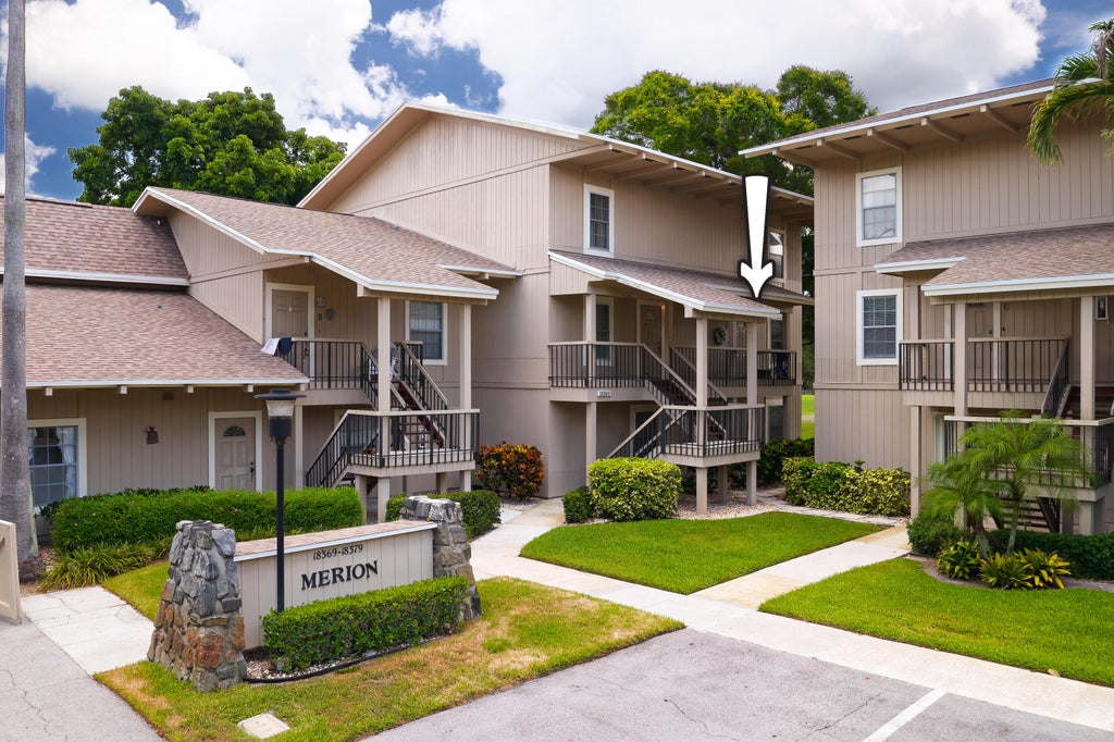 Photo of 18369 SE Wood Haven Lane #E, Jupiter, FL 33469 (MLS # B26043500)