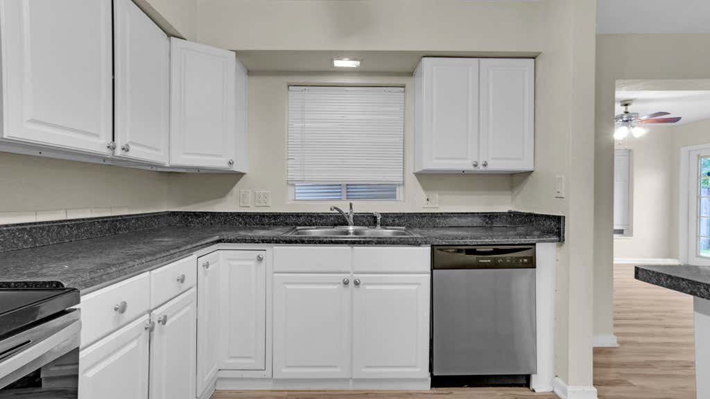 Photo of 3002 ARTHUR Street, Hollywood, FL 33021 (MLS # B26062681)