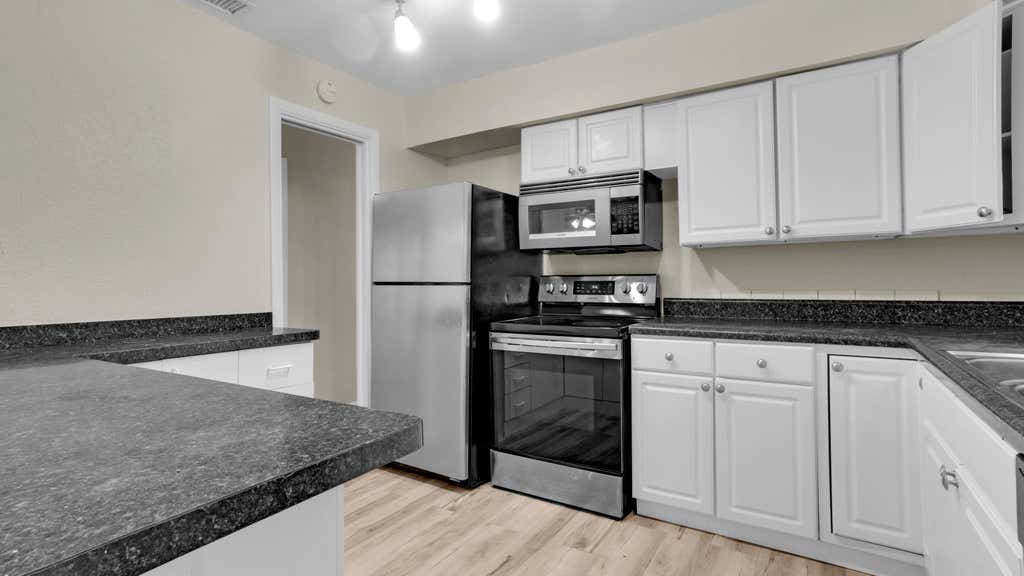 Photo of 3002 ARTHUR Street, Hollywood, FL 33021 (MLS # B26062681)