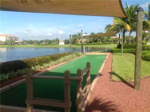 HARBOUR ISLE AT HUTCHINSO - Residential