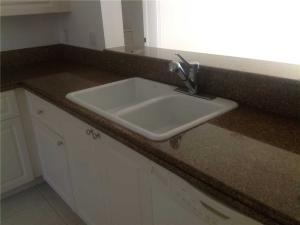 HARBOUR ISLE AT HUTCHINSO - Residential