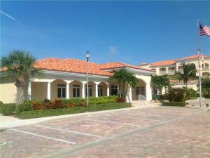 HARBOUR ISLE AT HUTCHINSO - Residential