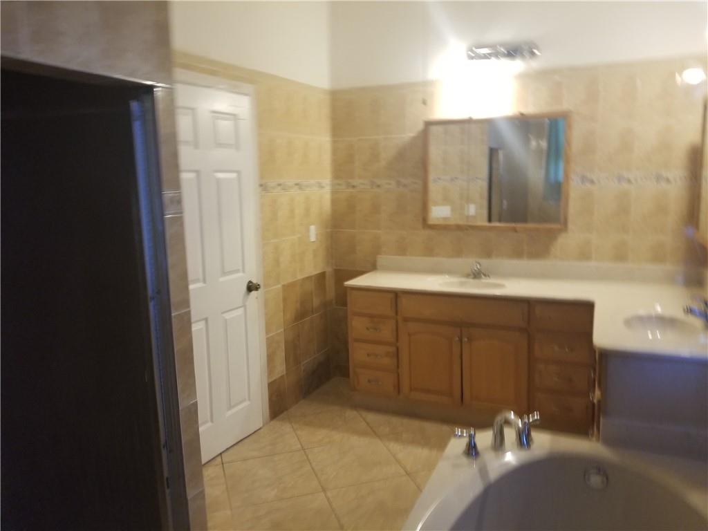 1573 - PORT CHARLOTTE SUB - Residential