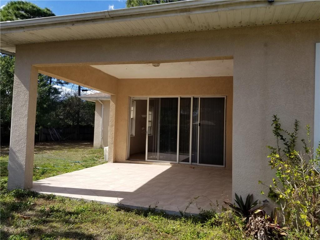 1573 - PORT CHARLOTTE SUB - Residential