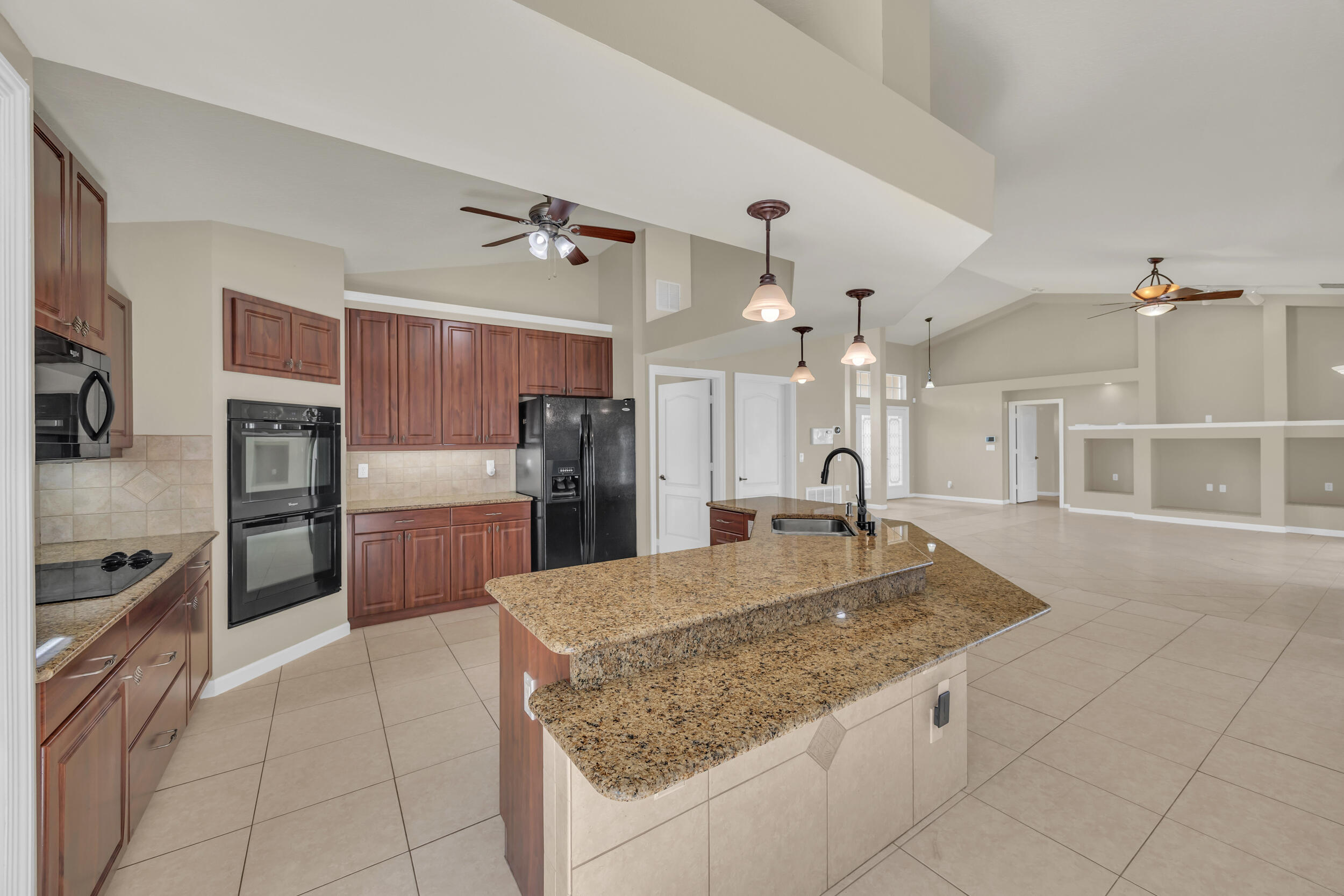 PORT ST LUCIE SECTION 33 - Residential