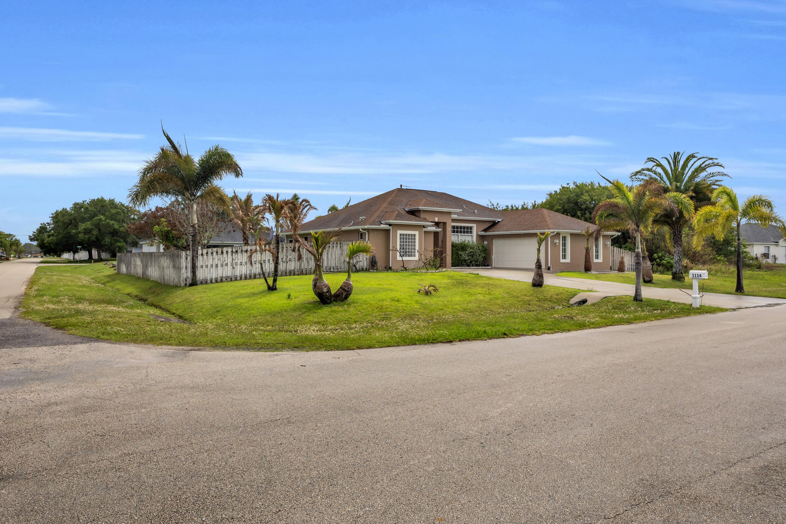 PORT ST LUCIE SECTION 33 - Residential