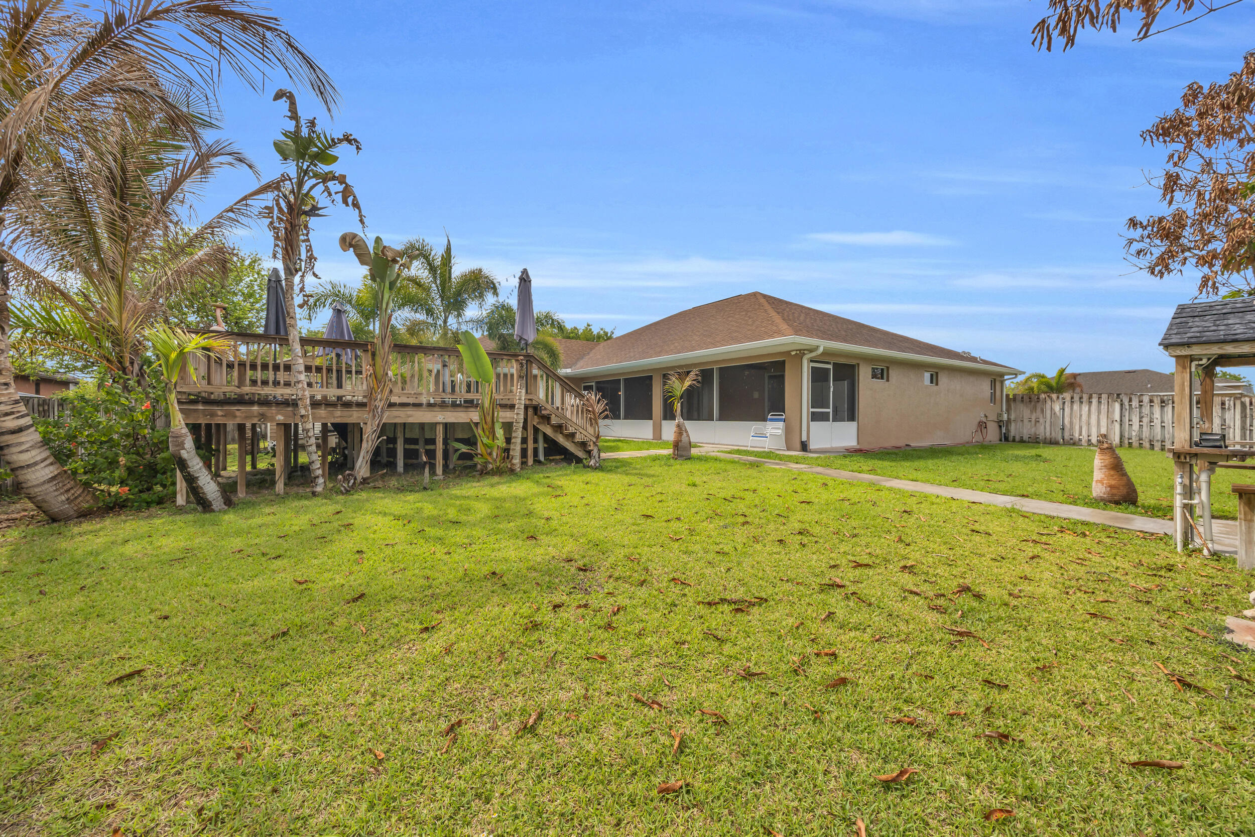 PORT ST LUCIE SECTION 33 - Residential