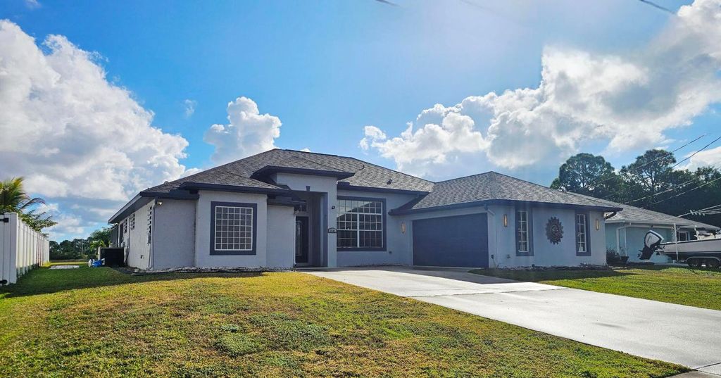 Photo of 2161 SW Imperial Street, Port Saint Lucie, FL 34987 (MLS # R11151796)