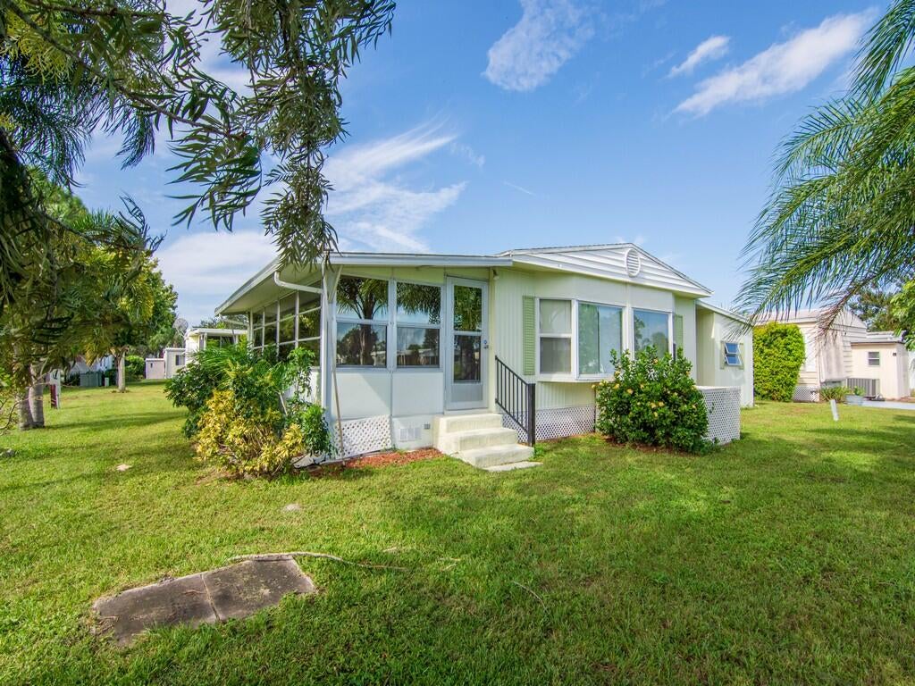 Photo of 7 La Paloma Lane, Port Saint Lucie, FL 34952 (MLS # B26083078)