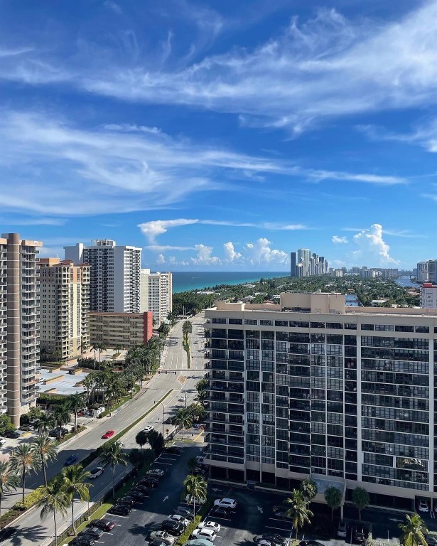 1985 S Ocean Drive 19J