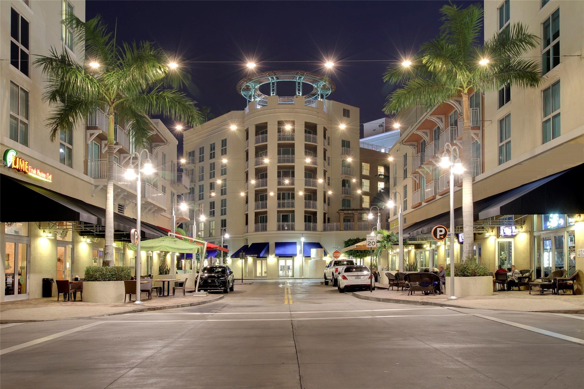 DOWNTOWN DADELAND CONDO NO 5 - Residential Lease